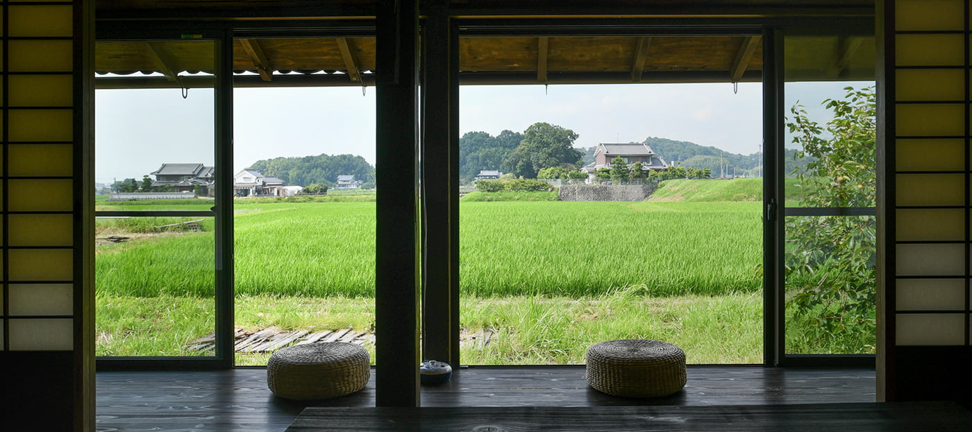 古都の風景と自然の美しさに見惚れる趣向を凝らした客室でゆるりと